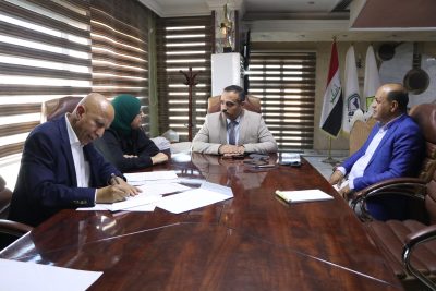 لجنة وزارية متخصصة باستحداث الدراسات العليا تزور كلية الإعلام في الجامعة العراقية